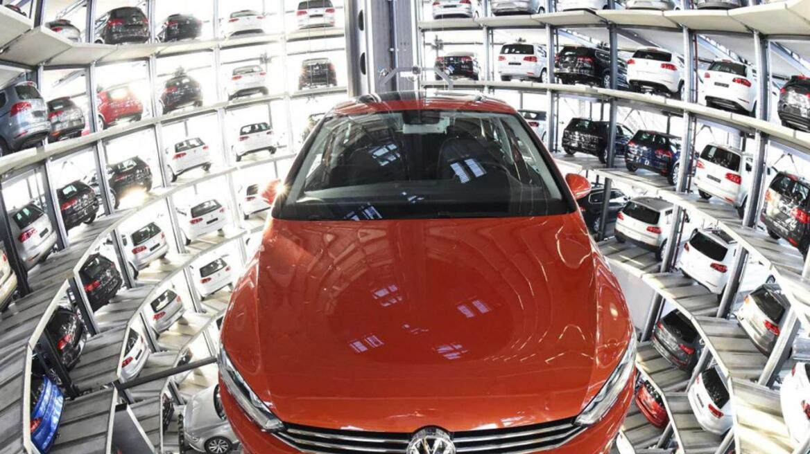 Ανάκληση 800.000 Touareg και Porsche Cayennne από την Volkswagen